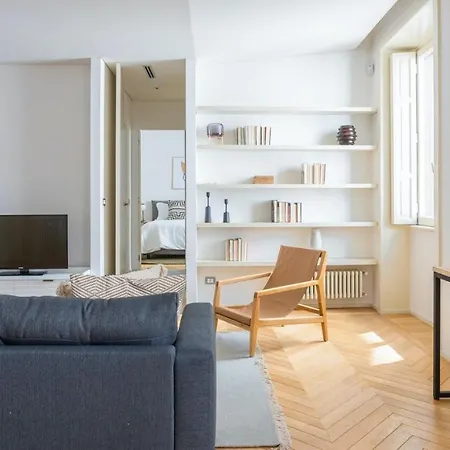 Plum Guide - Raphael's Canvas Apartment